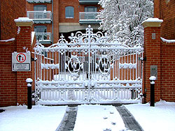 Walton Well Road in snow by Nobby Clark, 2008