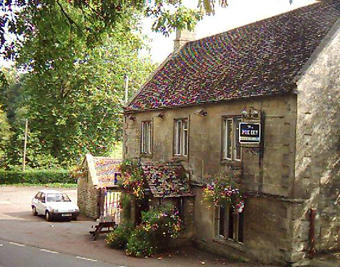 The Fox Inn (Burford) | Daily Info, Oxford Venue Reviews