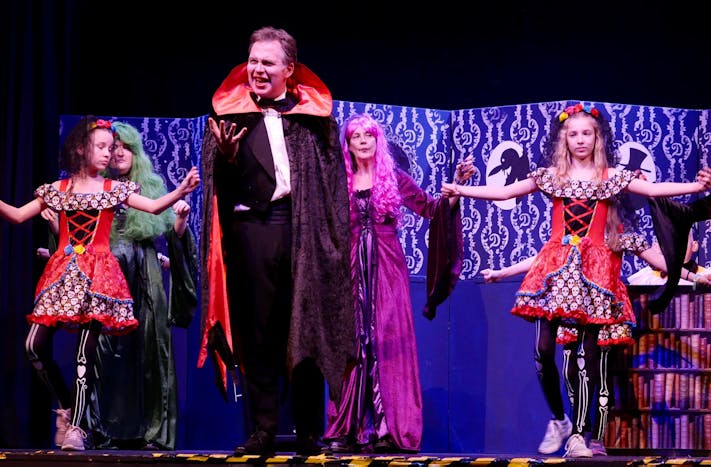 Didcot Phoenix Drama Group's Dracula: The Pantomime