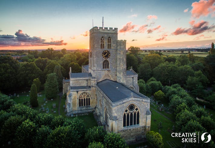 St Mary's Thame. Photo credit: Pete Stratton, Creative Skies